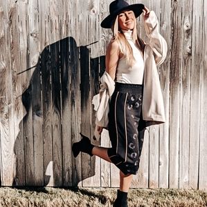 Black Leopard Cropped Pants